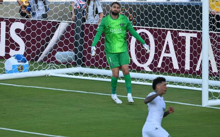 DurcesioTextor's tweet image. #timetosetfire 🔥🔥🔥🔥