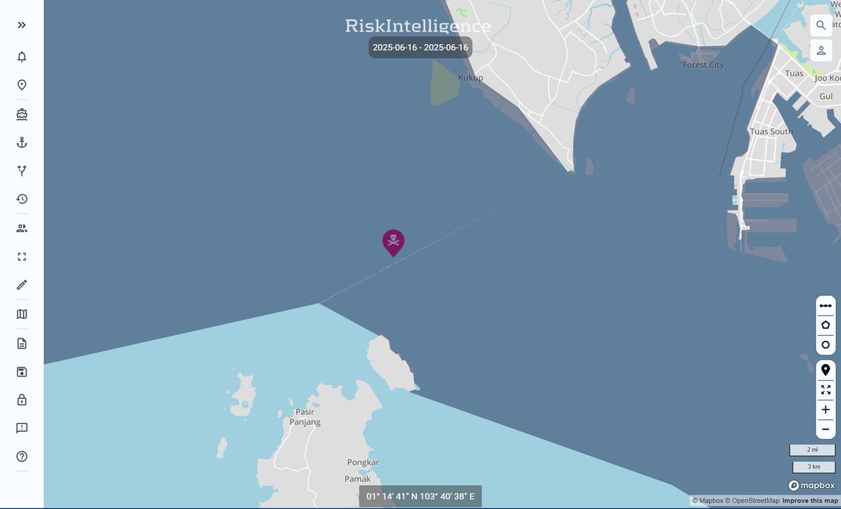 riskstaff's tweet image. #MARSEC: The theft on board the SINAR SIGLI in the easternmost area of the Malacca Strait on 16 June is the first successful crime involving a container vessel underway in the strait in over 18 years. Stay updated with the Risk Intelligence System >> bit.ly/3THgU7K