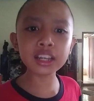 urfavboyff's tweet photo. @tanyakanrl second voice second voice lu kita indonesian idol https://t.co/Re3psgwu3W