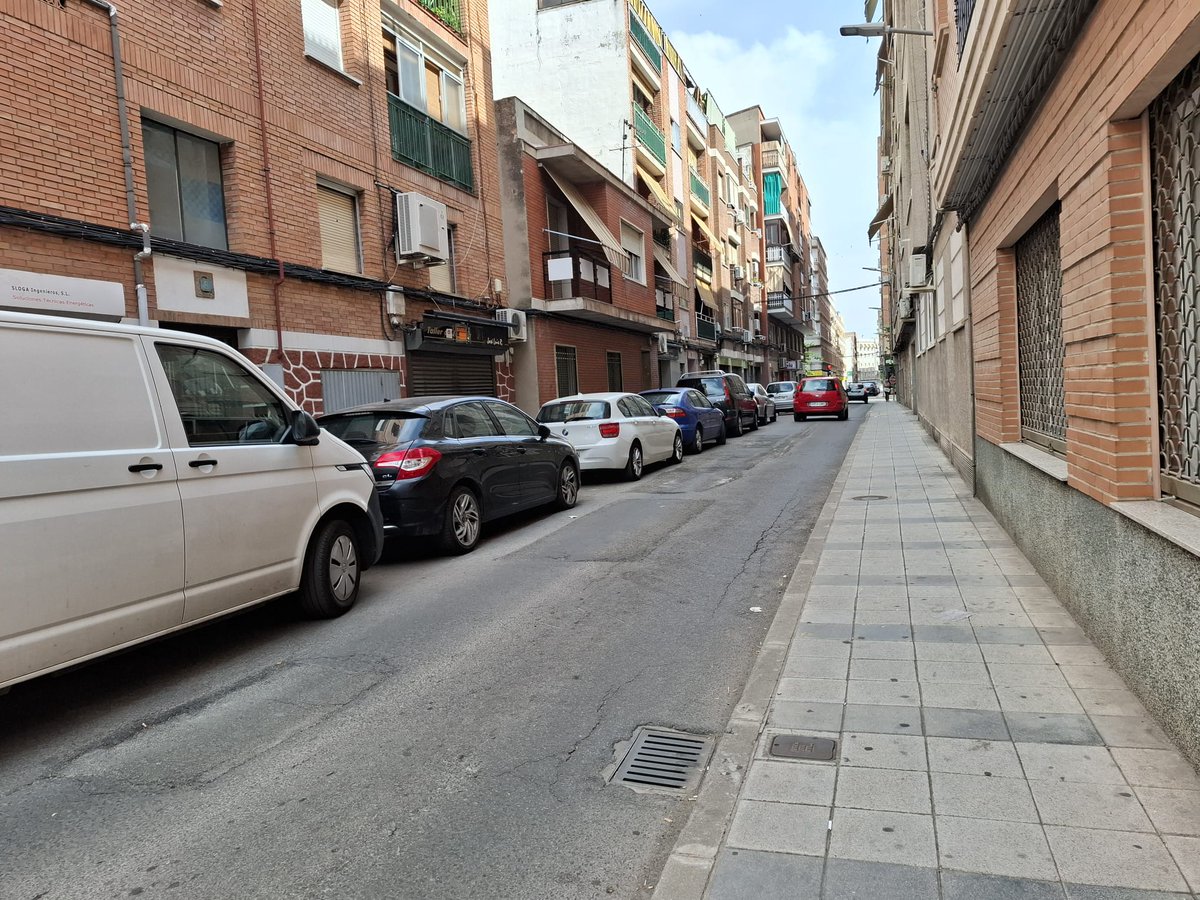 🚰El <a href="/AytoPuertollano/">PUERTOLLANO</a> y @AguasPuertollano inician la renovación de la red de agua en la calle San Pedro.

Las obras durarán 14 semanas y modernizarán  la infraestructura con nuevas canalizaciones y el desdoblaje de la red. 

Seguimos apostando por la gestión eficiente del agua.