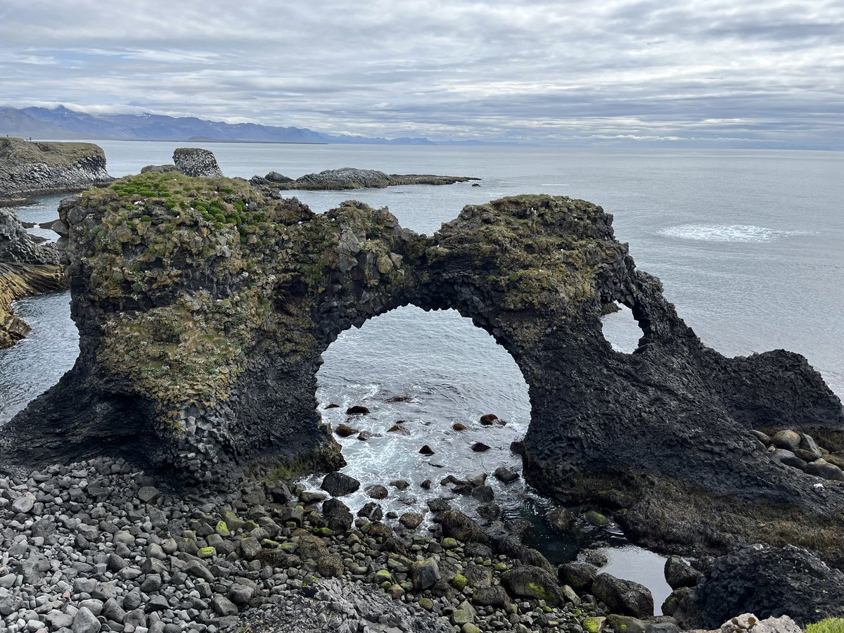 gdd2018's tweet photo. Sights at Arnarstapi, a small fishing village at the foot of Mt. Stapafell, in western Iceland. https://t.co/SpeYOK4OQR