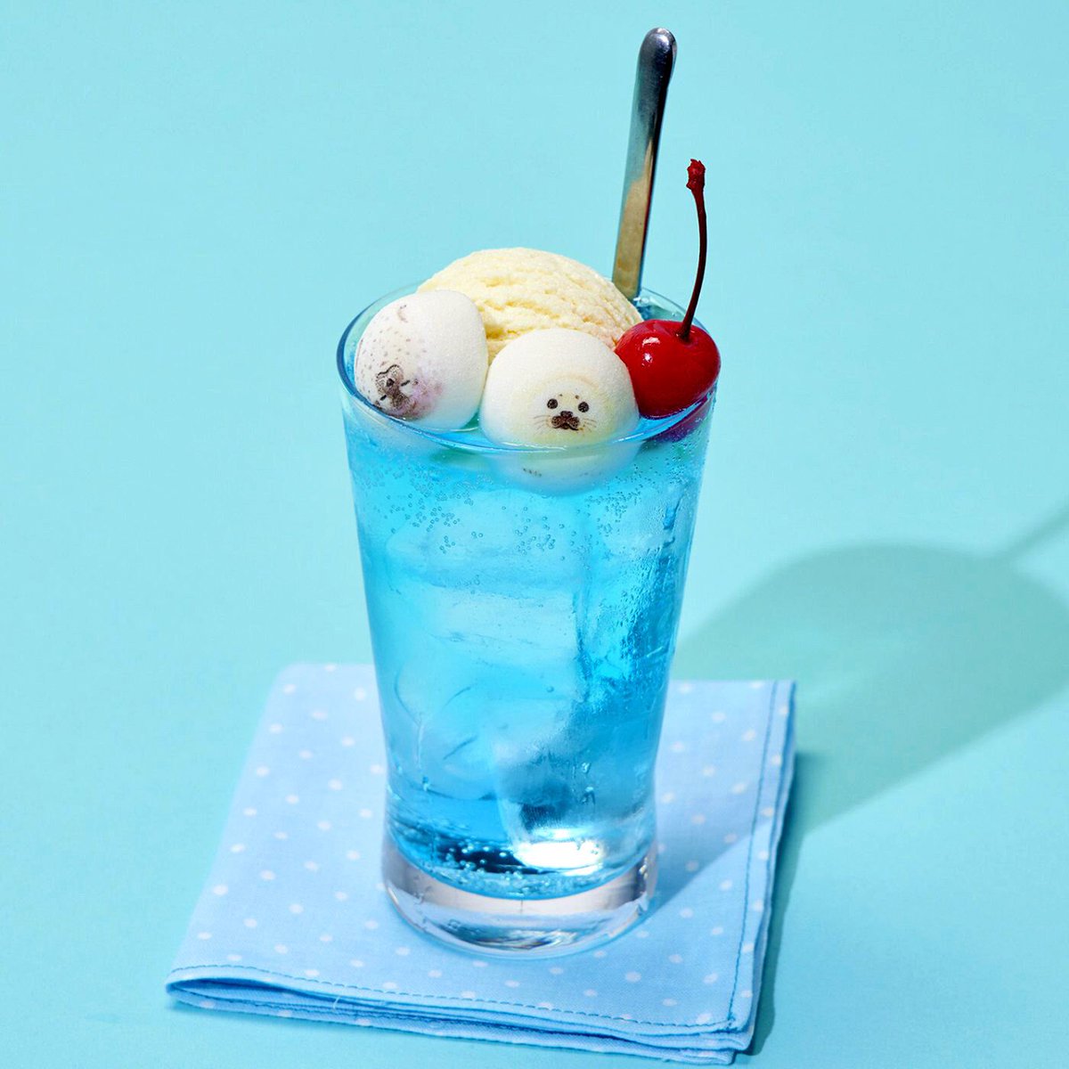 youmore_tw's tweet image. 夏のおすすめアザラシ提案( ´ω`っ )3
かき氷やアイスにもちもちアザラシをのせて、ひえひえにしてあげませんか?❄️
和風マシュマロ「アザラシほうずい」⇒felissimo.co.jp/youmore/blog/m…