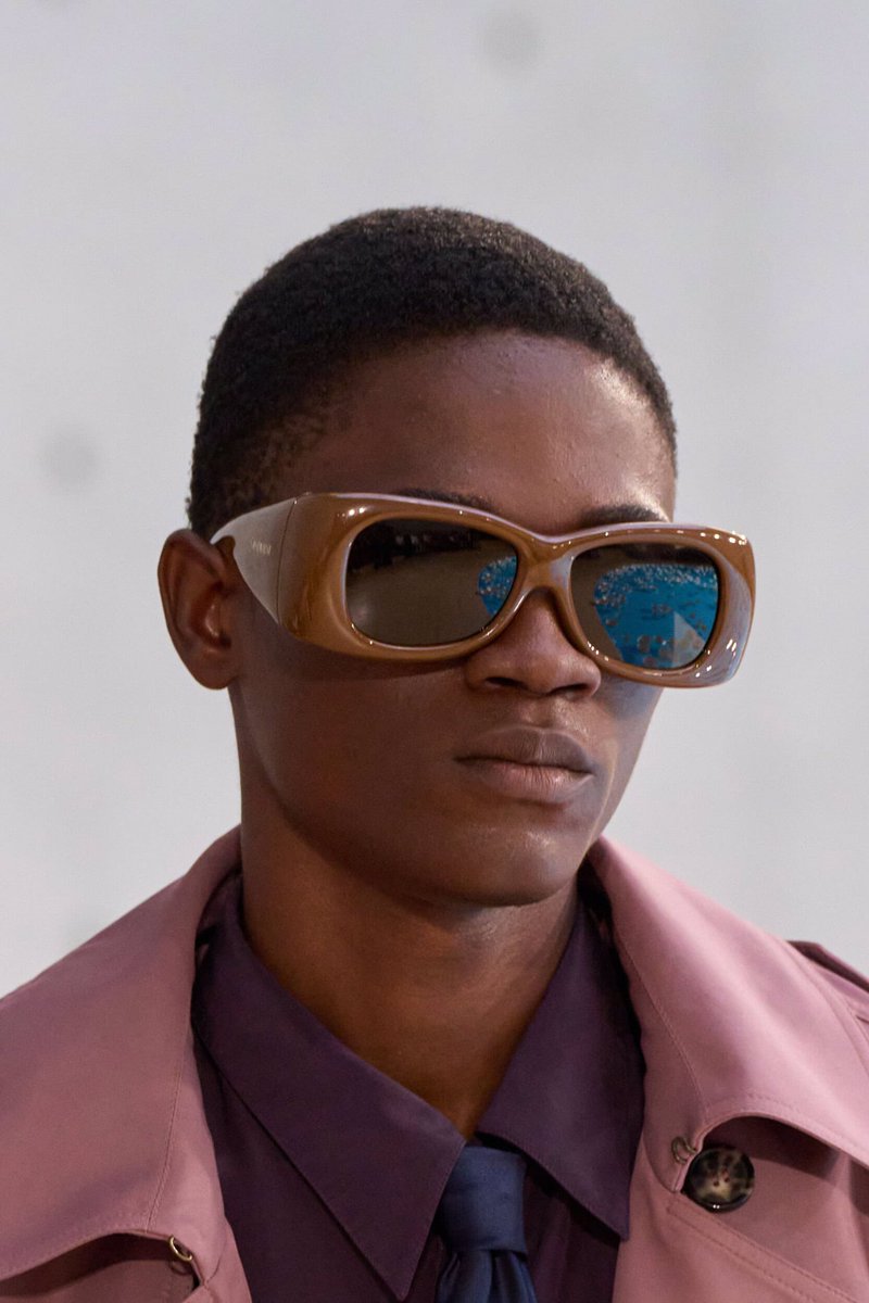pradapearll's tweet photo. i love the glasses from saint laurent ss26 menswear!! https://t.co/3g1TLYWLf0