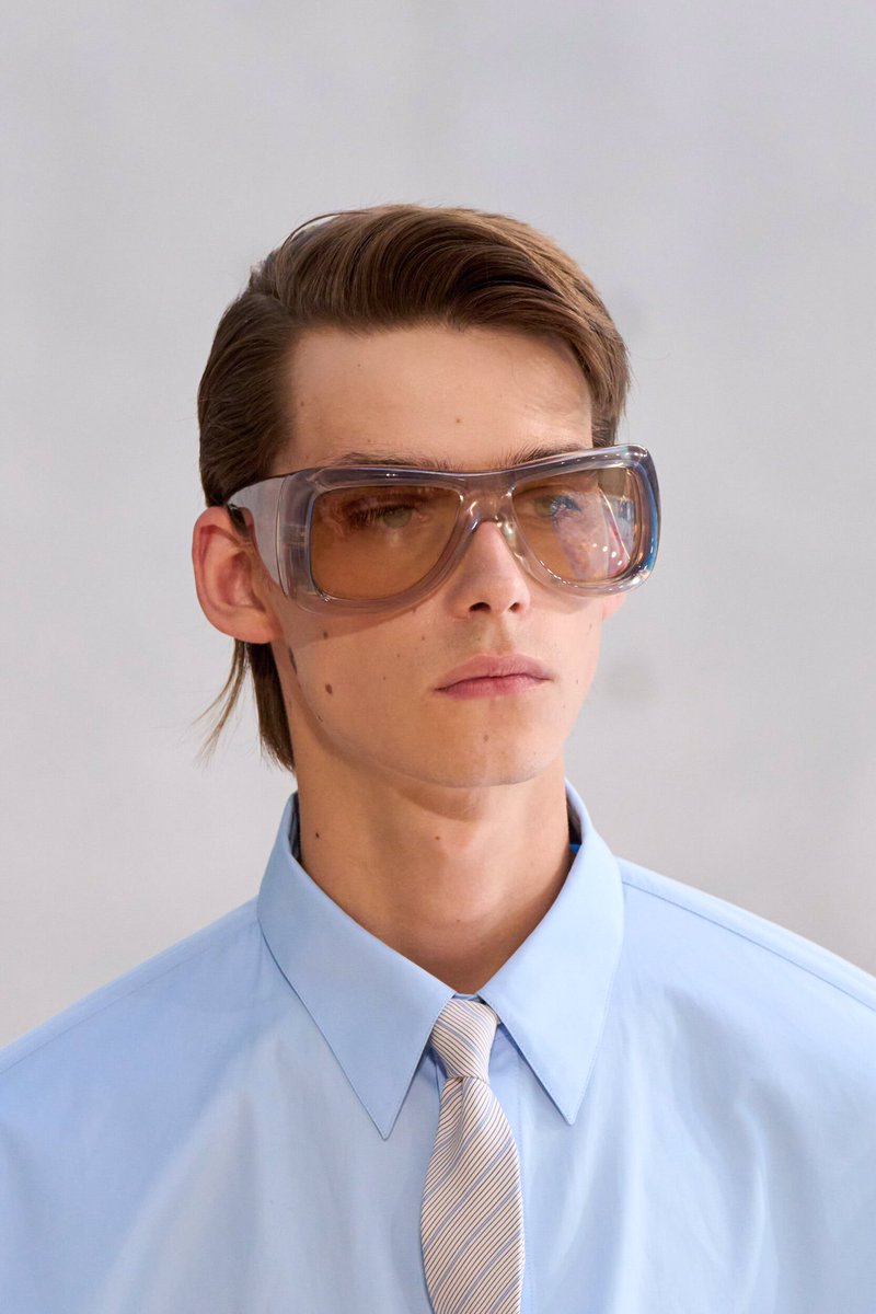 pradapearll's tweet photo. i love the glasses from saint laurent ss26 menswear!! https://t.co/3g1TLYWLf0