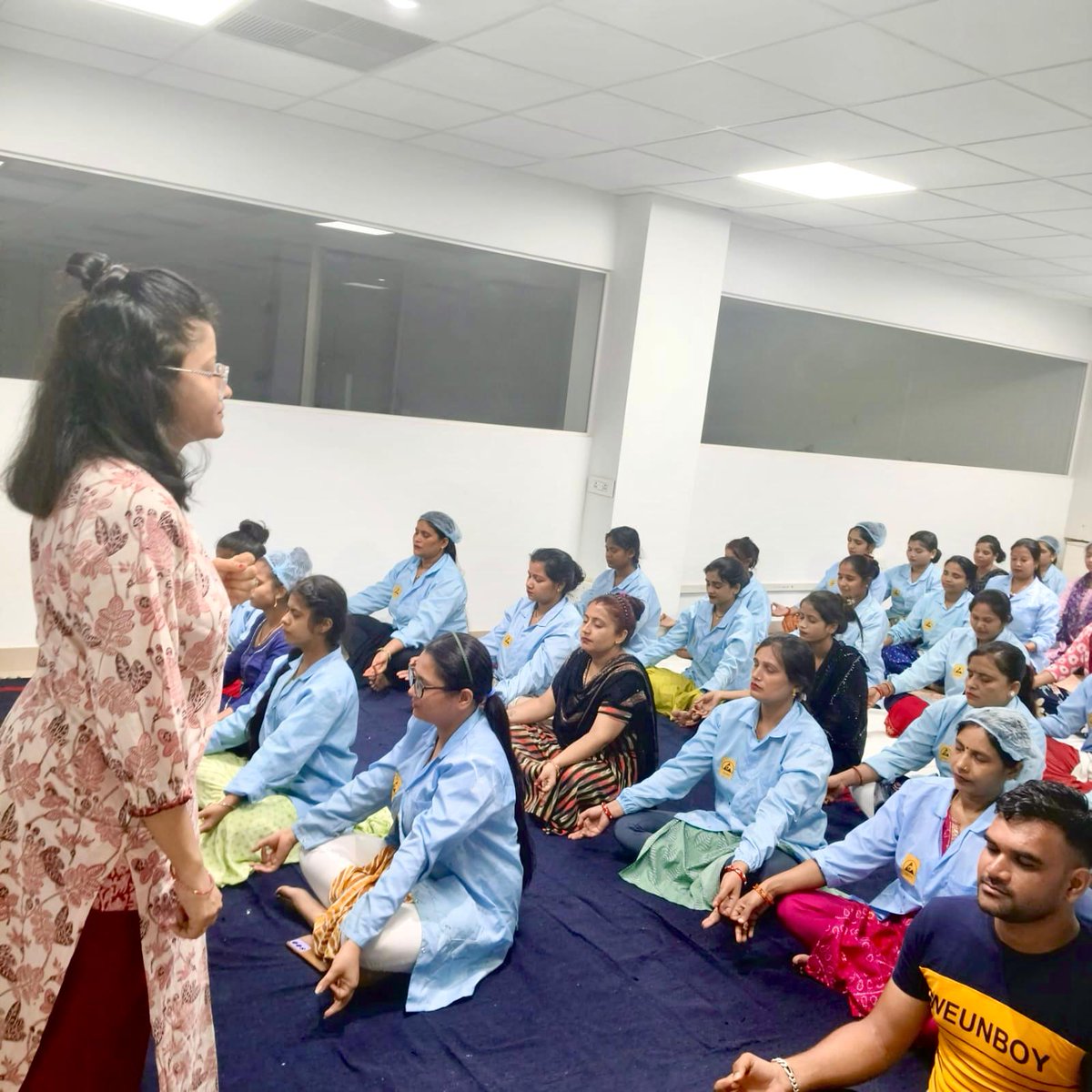 OmniaTags's tweet photo. At #OmniaTechnologies, we believe a healthy mind and body build stronger teams.

This #InternationalYogaDay, we paused to embrace calm, clarity &amp; connection — on the mat and at work.

Balance isn’t a goal, it’s a way of working. 💼
#YogaDay2025  #TeamWellness #TeamOmnia https://t.co/ddTg9hgcow