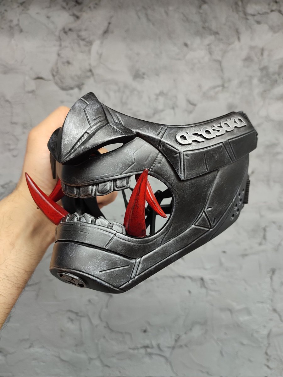 Damask_Workshop's tweet photo. One of the last cyberpunk masks I made #cyberpunk2077 #PhantomLiberty #cyberpunk #facemask #cosplay #propmaking https://t.co/p73dnZFtMZ