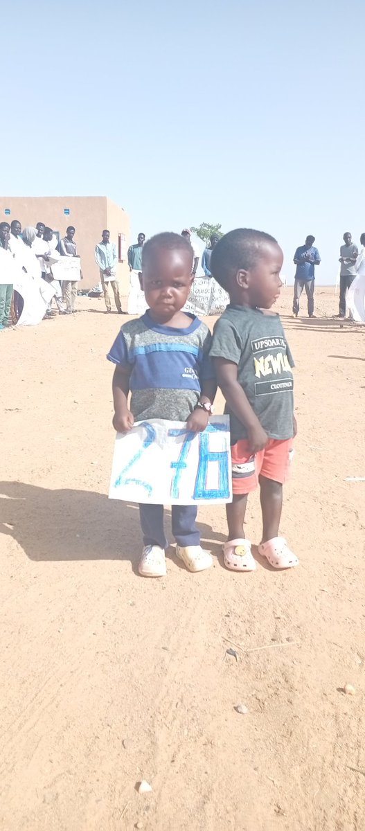 AhmedMoursal's tweet photo. 276 days of peaceful protest at the Agadez Humanitarian Center in Niger. We have been suffering here since 2017 and our suffering continues until now in a very harsh desert environment. Refugees without solutions in the middle of the desert. Where is humanity? @UNHumanRights https://t.co/i1npFOOp5M