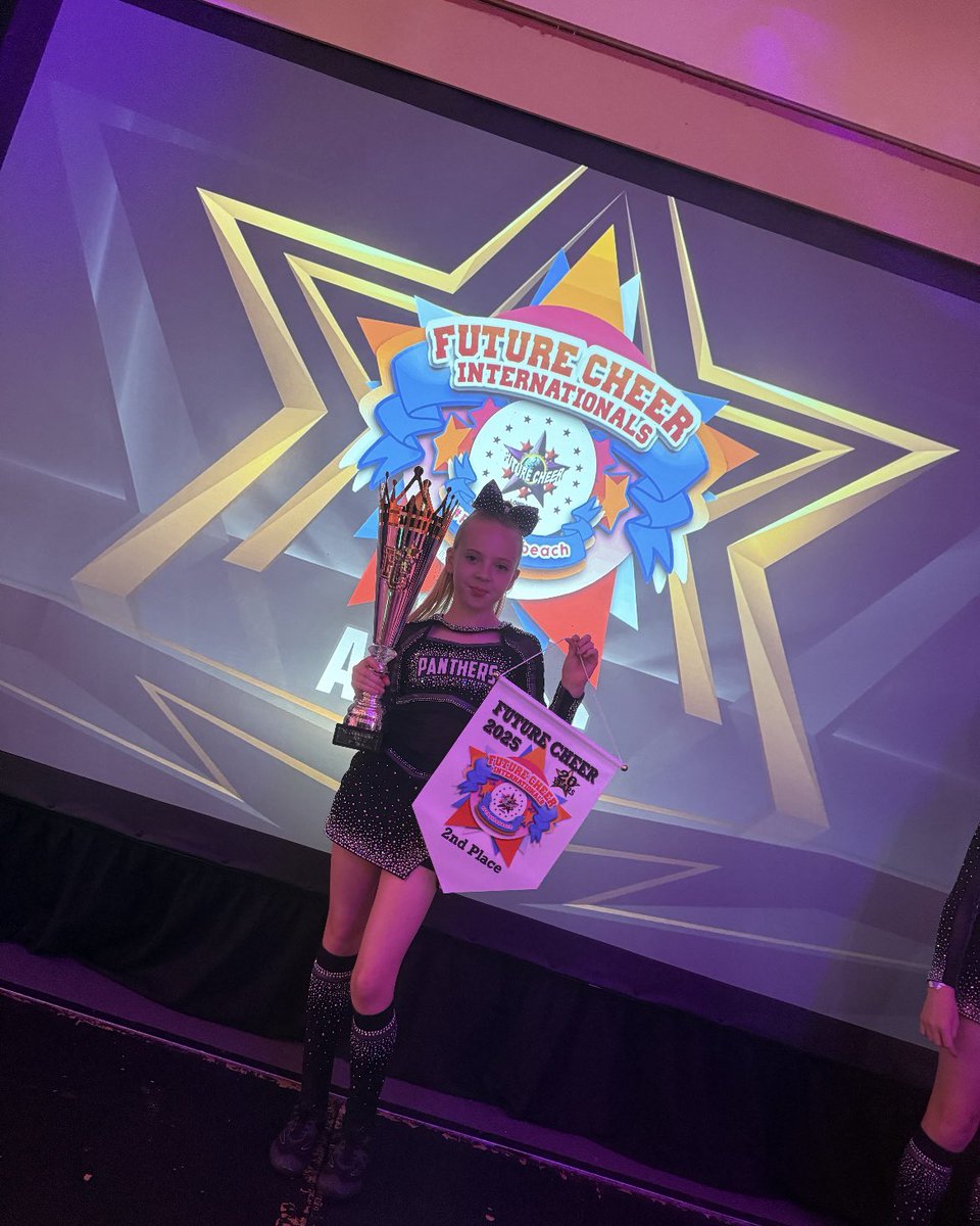 fairwayGLP's tweet image. One of our amazing pupils, Chloe, has taken part in Bournemouth Internationals 2025- the biggest cheerleading competition in the UK. Panther Athletics achieved their highest score of the year, and hit zero-meaning they executed every stunt and tumble flawlessly. Congratulations!