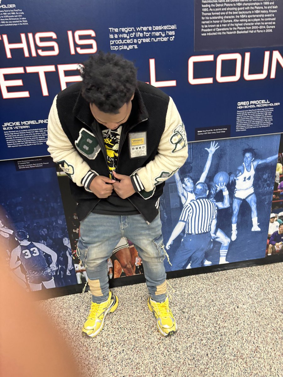 ELMorroRec's tweet image. Dark corners the life of a loner #LongLiveRome🕊️