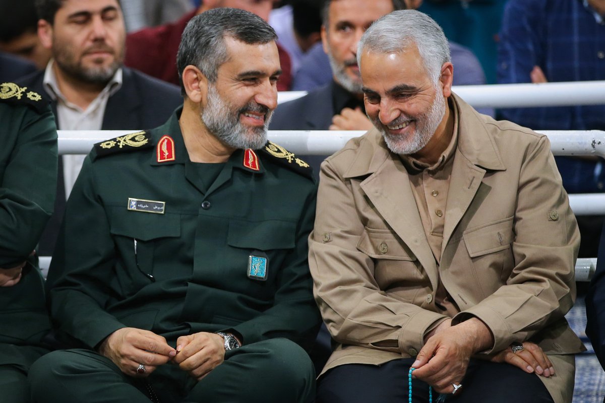 MeshkatShohada's tweet image. &quot;در حالی‌ که خدا به آنچه از بخشش و احسان خود به آنان عطا کرده، شادمان‌اند، و برای کسانی که از پی ایشان‌اند و هنوز به آنان نپیوسته‌اند [و سرانجام به شرف شهادت نائل می‌شوند] شادی می‌کنند، که نه بیمی بر آنان است و نه اندوهگین می‌شوند.&quot;

سوره آل عمران؛ آیه 170