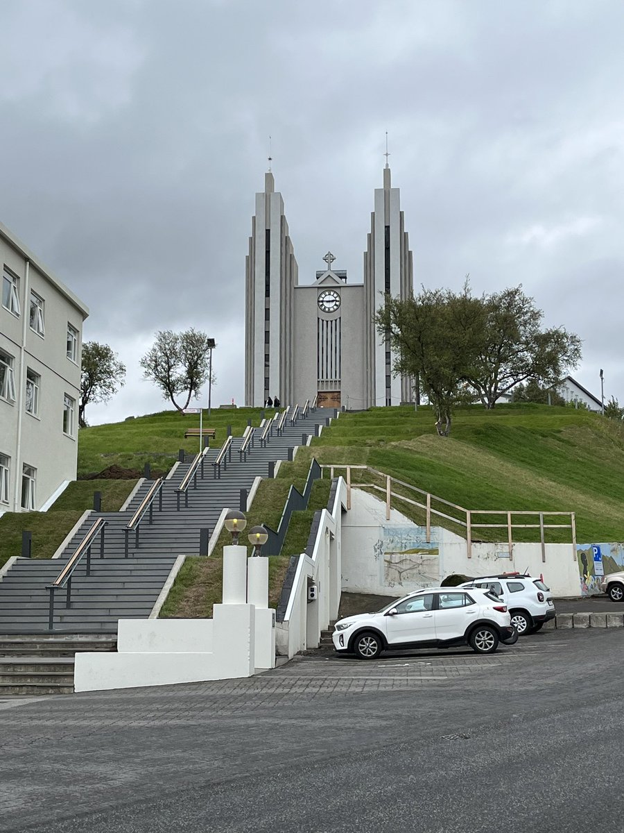 gdd2018's tweet photo. Akureyri (pronounced: aa kr ay ree), a city in northern Iceland. Photos include the 1940 Akureyri Church; Bautinn restaurant, operating since 1974; &amp; Bautinn’s famous sandwich - grilled beef brisket on focaccia bread with fried mushrooms and onions with bernaise sauce and fries. https://t.co/p63R0TCJlX