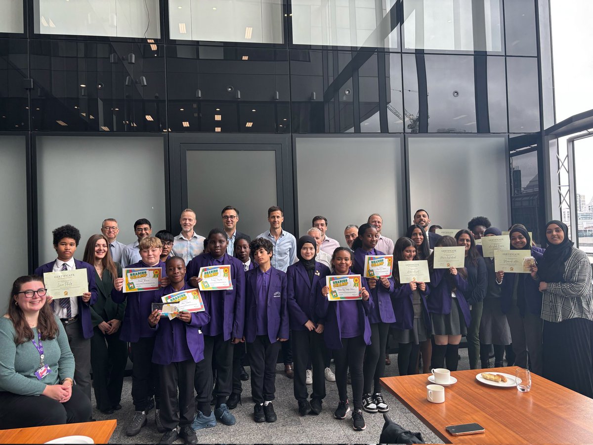 BridgeAcademyE2's tweet image. Our Y7 and Y8 Reading and Maths Clubs marked the end of another fantastic year with a celebratory event at UBS with our wonderful volunteers. A big thank you to all the students and staff involved in this project.