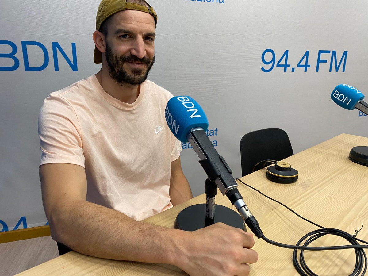 BDNmatí (@badalonamati) on Twitter photo "Va ser difícil dir a la meva filla que plegava del bàsquet"
Connecta't ara al 94.4FM per seguir en directe l'entrevista a <a href="/PauRibas/">Pau Ribas ©️</a>, amb qui parlem després de la seva retirada. Assegura que el seu "futur és demà" i que el que més s'enduu "són amics".
<a href="/bdncom/">Badalona Comunicació</a> #Badalona "Va ser difícil dir a la meva filla que plegava del bàsquet"
Connecta't ara al 94.4FM per seguir en directe l'entrevista a <a href="/PauRibas/">Pau Ribas ©️</a>, amb qui parlem després de la seva retirada. Assegura que el seu "futur és demà" i que el que més s'enduu "són amics".
<a href="/bdncom/">Badalona Comunicació</a> #Badalona