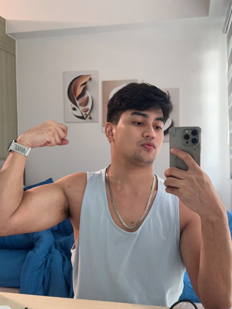 Renformedina's tweet photo. Selfie . 🫶🏻🫶🏻 https://t.co/PILAozTGuR
