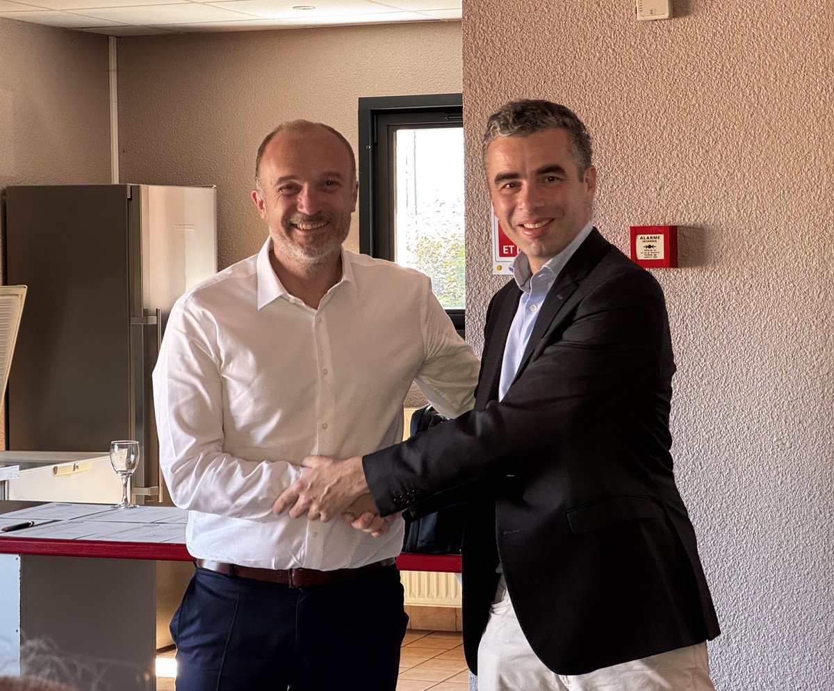 renaissance_71's tweet image. Félicitations à @BenjaminDirx pour son élection comme Président @renaissance Saône-et-Loire ! 👏

Un très grand merci à @louis_margueritte pour tout le travail mené. 

Ensemble, nous ferons de l’ancrage local et de nos valeurs humanistes notre boussole pour notre territoire.