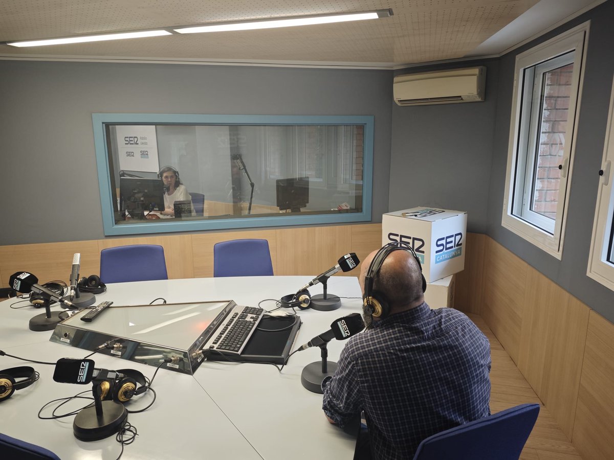 INGROUP (@ingrouptech_) on Twitter photo La ciberseguretat és una prioritat estratègica. 🔒
En aquesta entrevista amb <a href="/SERCatalunya/">SER CATALUNYA</a>, el Joaquim el Cacho, CEO d’Incyber, i l’advocat Ramon Arno, expliquen com prevenir i actuar davant d’aquestes amenaces.
No et perdis l’entrevista completa a 👉cadenaser.com/audio/040RD010… La ciberseguretat és una prioritat estratègica. 🔒
En aquesta entrevista amb <a href="/SERCatalunya/">SER CATALUNYA</a>, el Joaquim el Cacho, CEO d’Incyber, i l’advocat Ramon Arno, expliquen com prevenir i actuar davant d’aquestes amenaces.
No et perdis l’entrevista completa a 👉cadenaser.com/audio/040RD010…