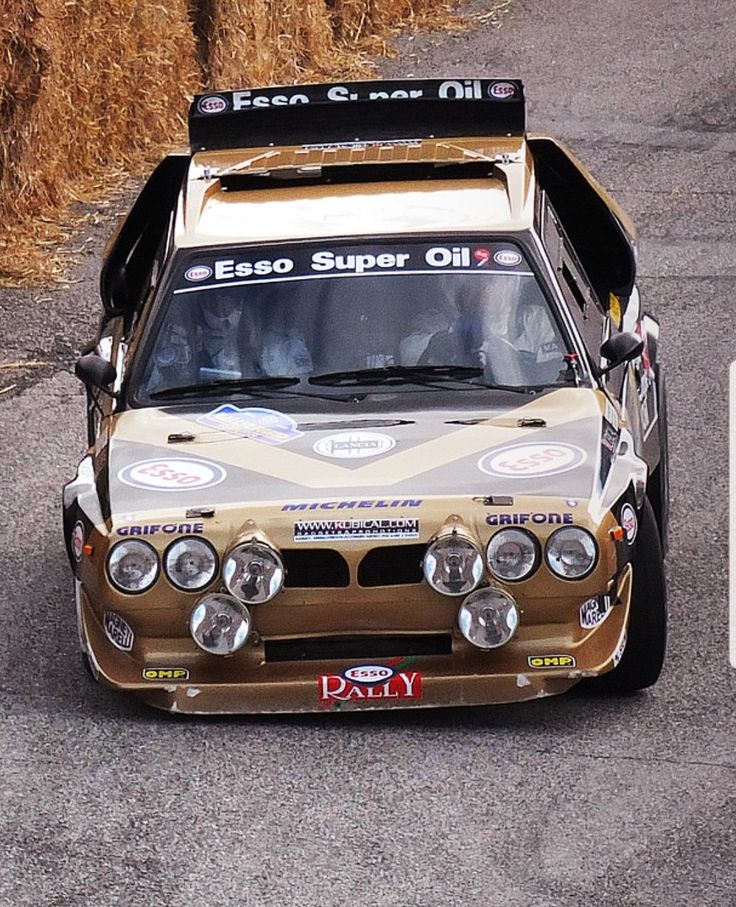 #Wrcwednesday  👉  Lancia Delta S4 " Grifone"