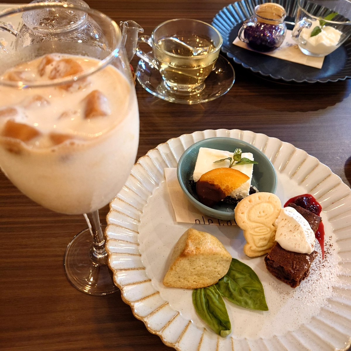 junkissa_mitos's tweet photo. 【今日の純喫茶☕01844：ple cafe（箕郷町（群馬県高崎市）、2025年6月25日）】

高崎市箕郷町の電気工事屋さんのカフェ。
30種類の紅茶と本格派スイーツを美味しく味わえます。
電気工事屋さんらしい仕掛けも楽しいです。

#JapaneseCafe
#plecafe https://t.co/99Udy50LtG