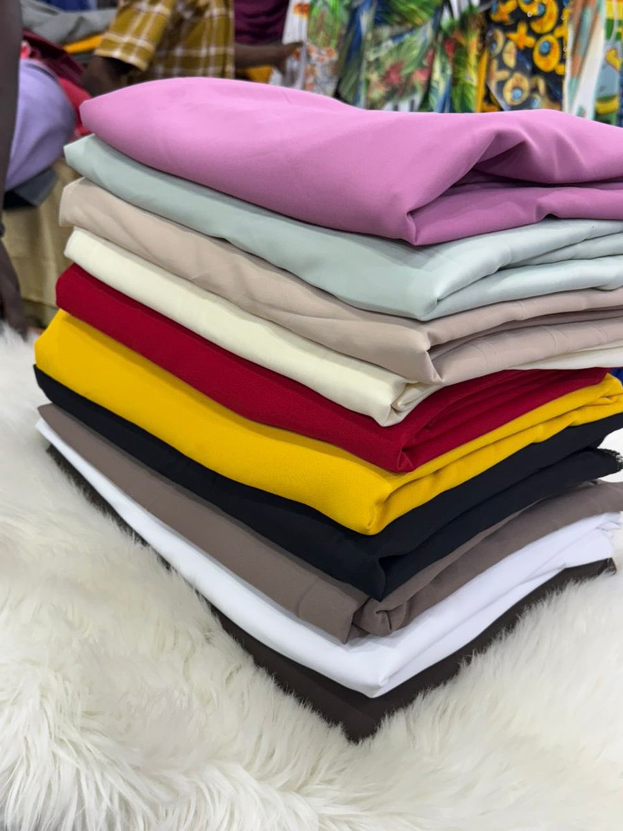 sherifatabiodu1's tweet photo. Jokonso in various colors 
Price: 18,000/4yards
Lagos
Delivery Nationwide 
Please help repost https://t.co/AIFfaVShMw