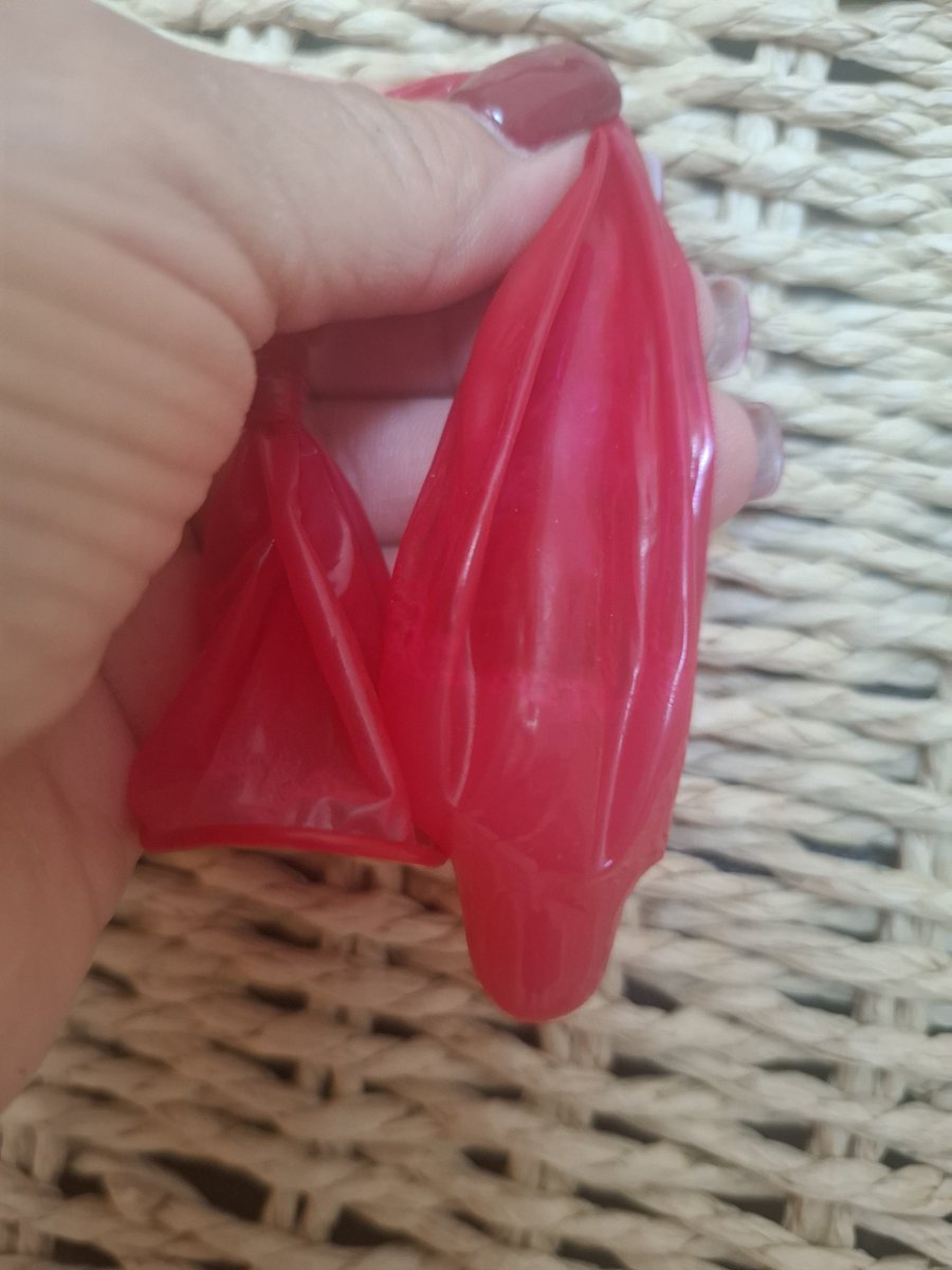 NicoleNikM's tweet photo. Leckeres #Sklavenfutter 💦

Wer möchte dieses prall gefüllte,leckere #ALPHAKONDOM?

#Sub #cuckold #cum #Slut #sissy #cumslut #cuckold https://t.co/OoypZfqNMl