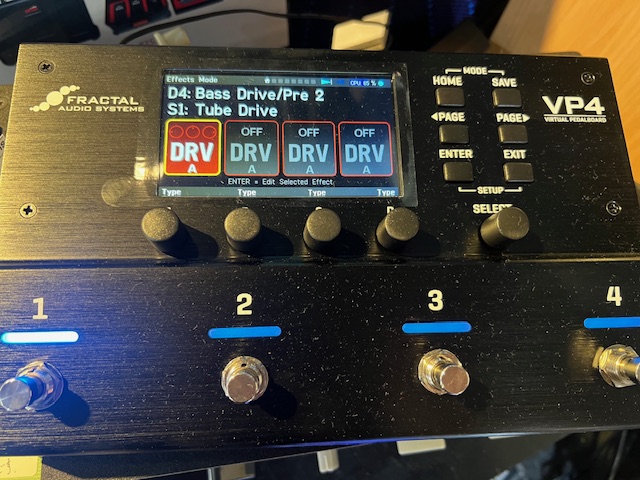 1484shibuya's tweet photo. 【アンプ・エフェクターフロア】新商品情報!
Fractal Audio System《VP4 for BASS》!ベーシスト向けのプリセットがインストールされたモデル!レジェンドベーシストのサウンドからシンセベースまで、これ1台で得る事が出来ます!
#vp4 #フラクラル
https://t.co/RQy2njm5dp https://t.co/K8FizwMRbC