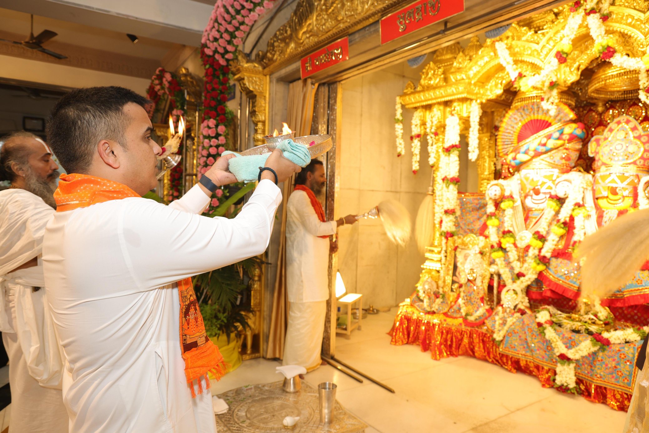 Sanghavi inspects Ahmedabad Rath Yatra route; takes part in Netrotsav ceremony