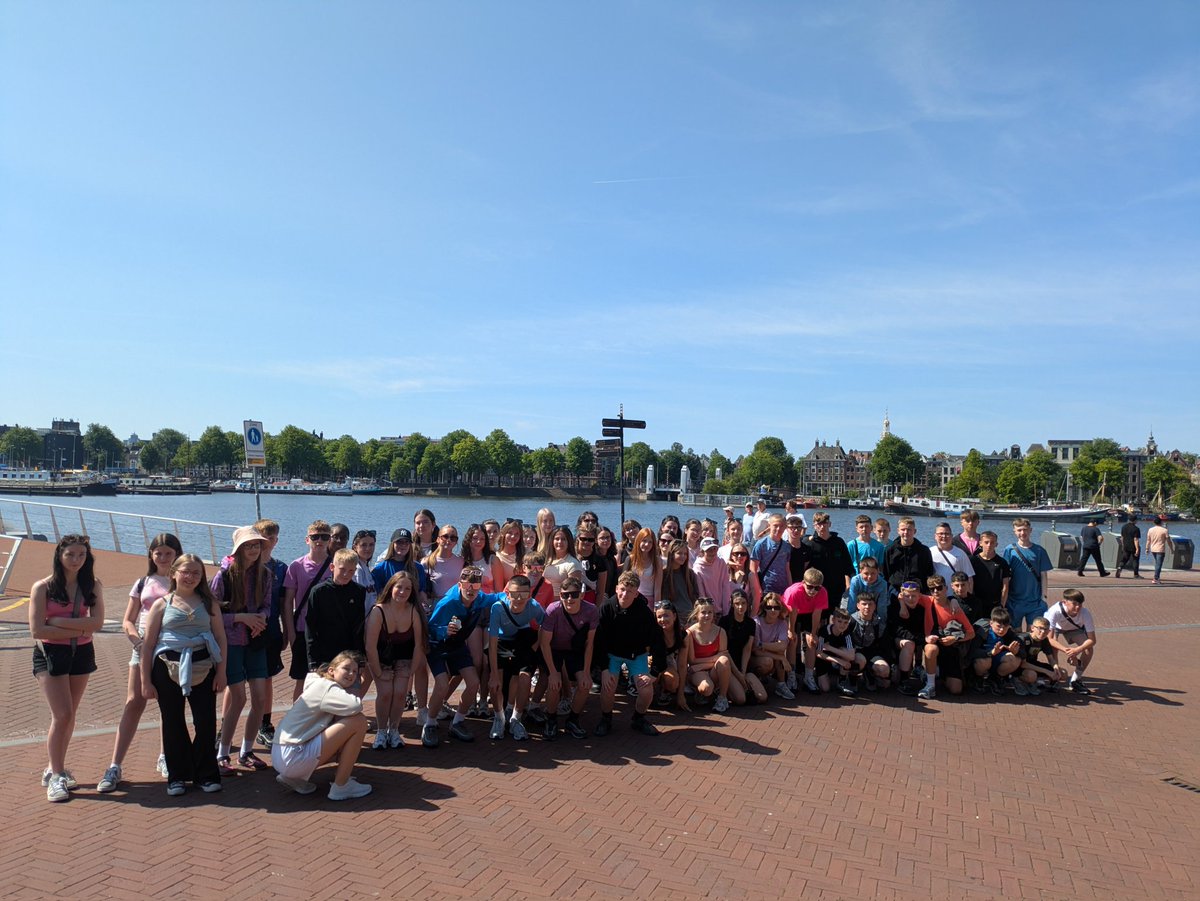 Modern Studies tweet media