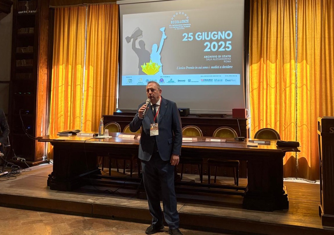Si sta svolgendo in queste ore la premiazione <a href="/EccellenzeIS/">Eccellenze dell'Informazione Scientifica</a>. Il vicepresidente FNOMCeO <a href="/giovanni_leoni7/">Giovanni Leoni</a> ha sottolineato l'importanza della corretta informazione sanitaria: “Oggi la comunicazione scientifica è fondamentale, come quella diretta tra medico e paziente.”
