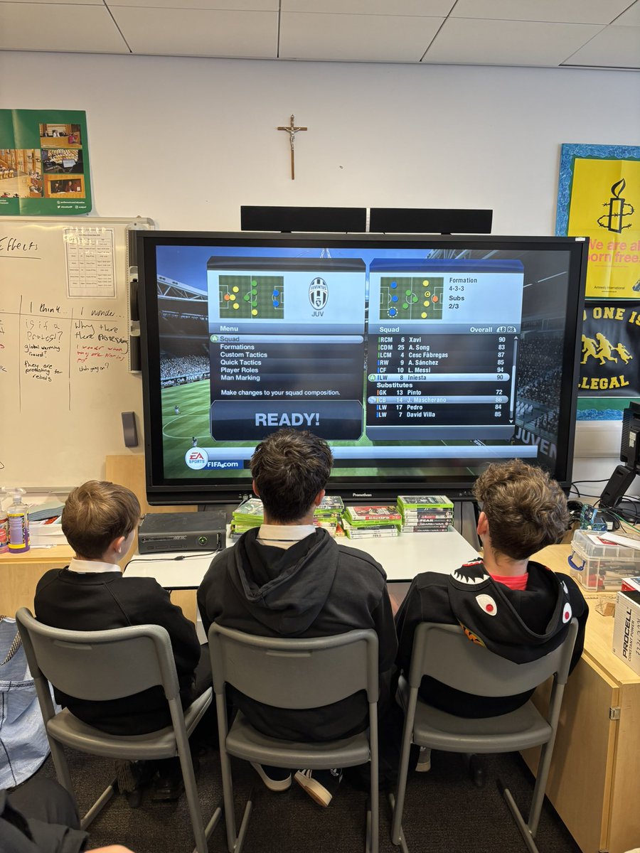 SCHS Social Subjects tweet media