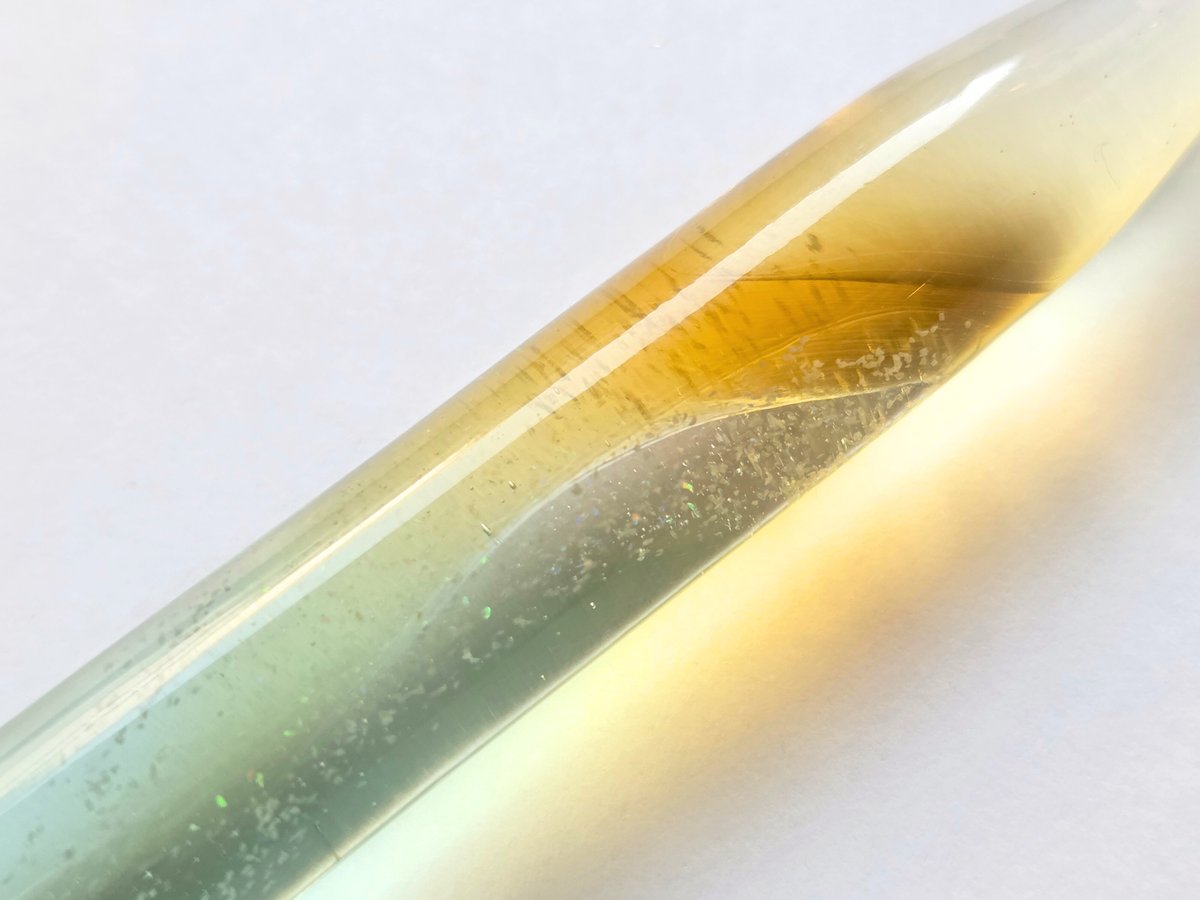 【限定品告知③】
ぐり工房×NAGASAWA限定
#ガラスペン 「潮鳴り」
#ガラスペンマルシェ 2025にて販売致します！
詳しくはこちらからどうぞ↓
kobe-nagasawa.co.jp/blog-umedachay…