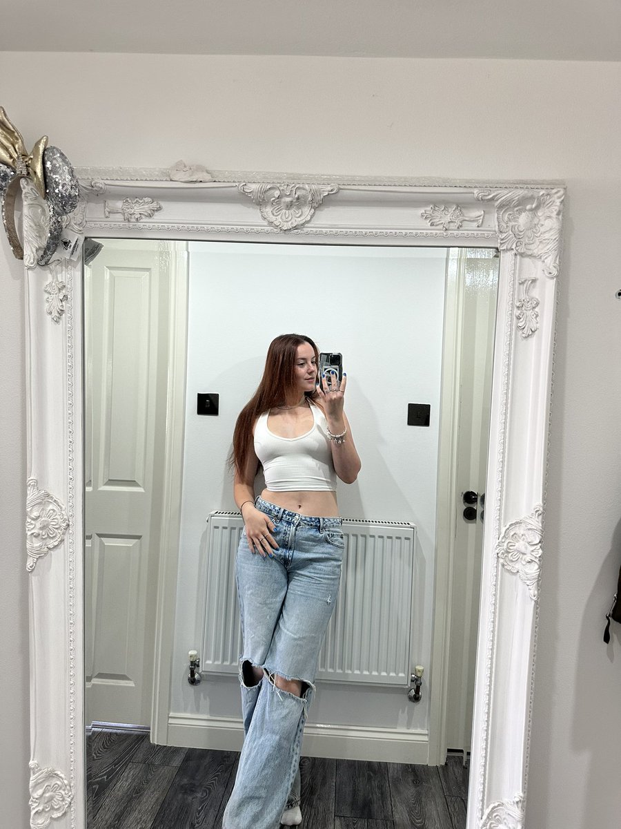 Active all day which is a shock 🫶🏼 hit me up with customs! 😈