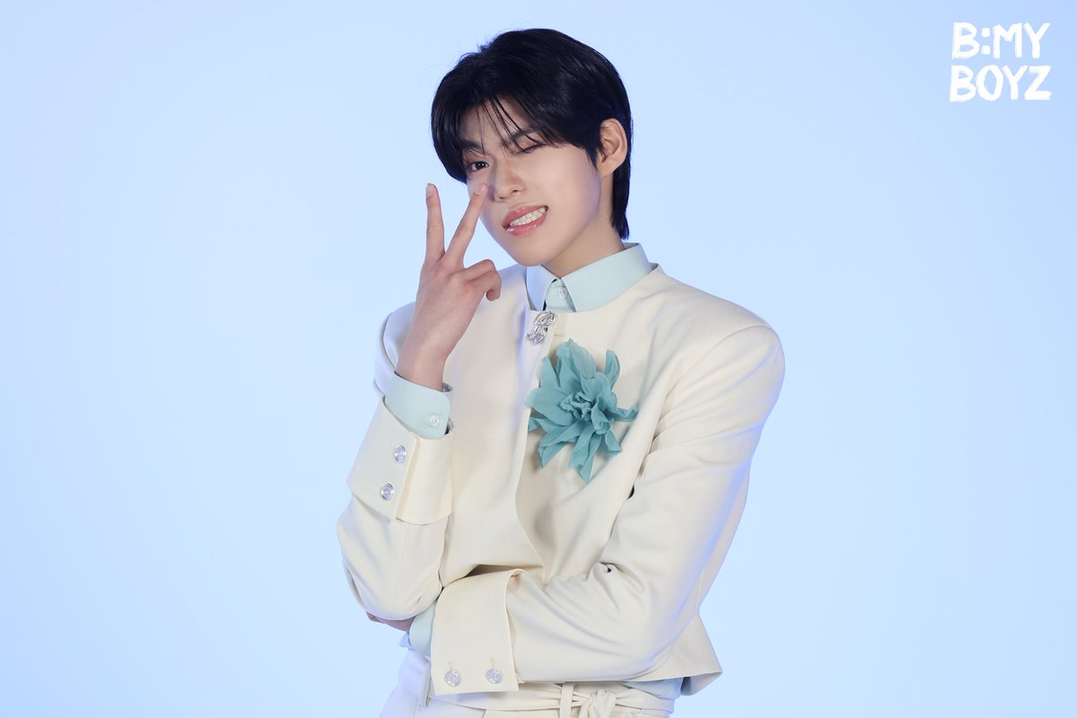 bemyboyz_twt's tweet photo. [📮]
Who is your Boy?
<B:MY BOYZ>

비기너들의 첫 프로필 촬영 현장!

🔗https://t.co/kwcBbJFWx8

🎬 매주 토요일 오후 5시 20분

📡 STREAMING
SBS / Netflix / ABEMA TV 
We TV / Viki TV / NEW KPOP

#BEMYBOYZ #비마이보이즈
#글로벌보이그룹오디션
#BoyGroupAudition #SBS https://t.co/yc7ZJhqWhD