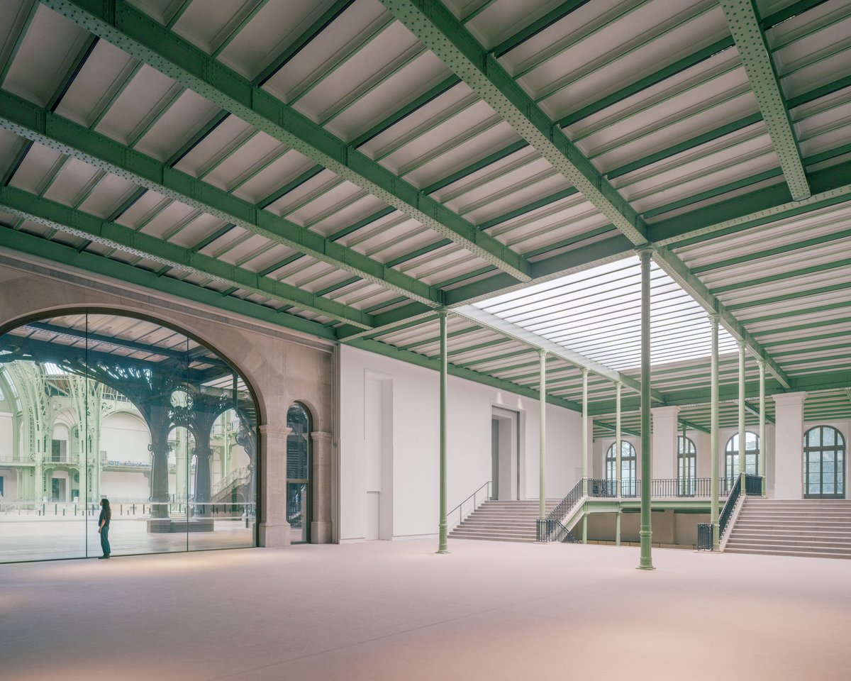 Ici c'est Palais 

Récit visuel d'une résurection par Chatillon Architectes.

Image Charly Broyez

<a href="/GrandPalaisRmn/">Le Grand Palais</a> 

wallpaper.com/architecture/g…