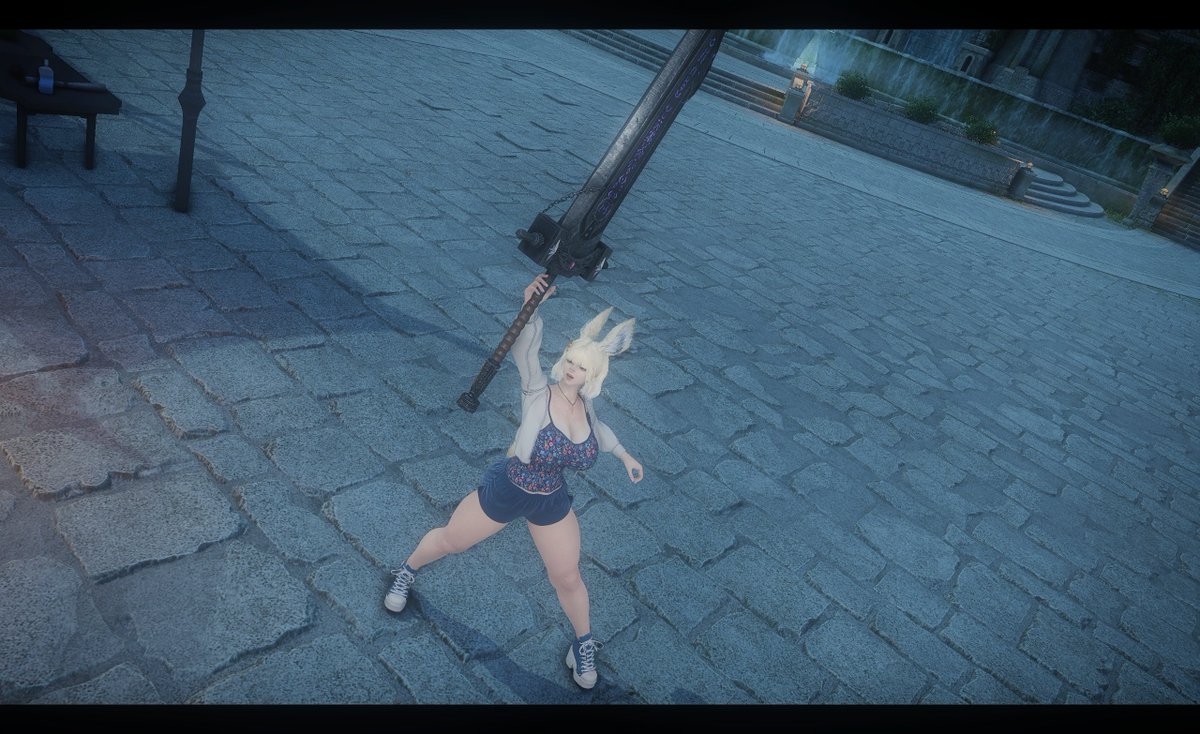 Ninihbx's tweet photo. Time to get all the relics! (One handing a two hander always looks so silly but I guess WoL is a god killer so it makes sense) https://t.co/yiHzCguYQe
