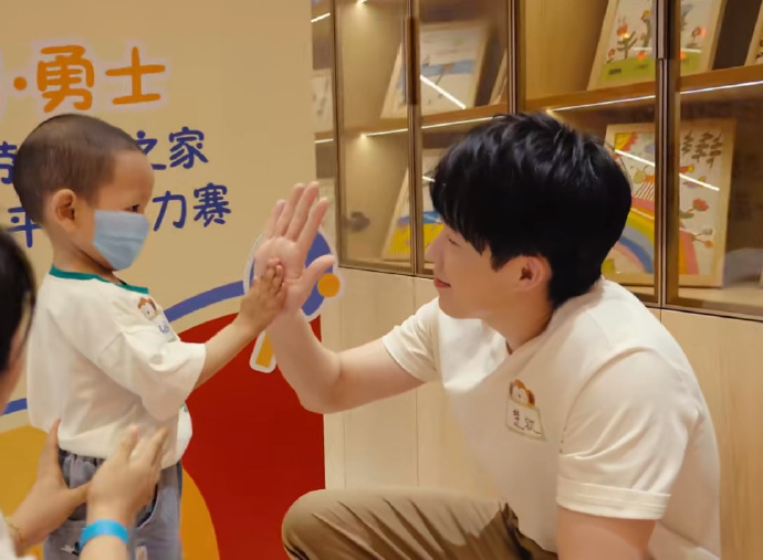 พี่หม่อมแม้มมาหาแล้ววว ขอให้หนูๆมีกำลังใจและหายไวไวนะคะ🩶🧚‍♂️

#หวังฉู่ชิน 
#WangChuqin 
#王楚钦