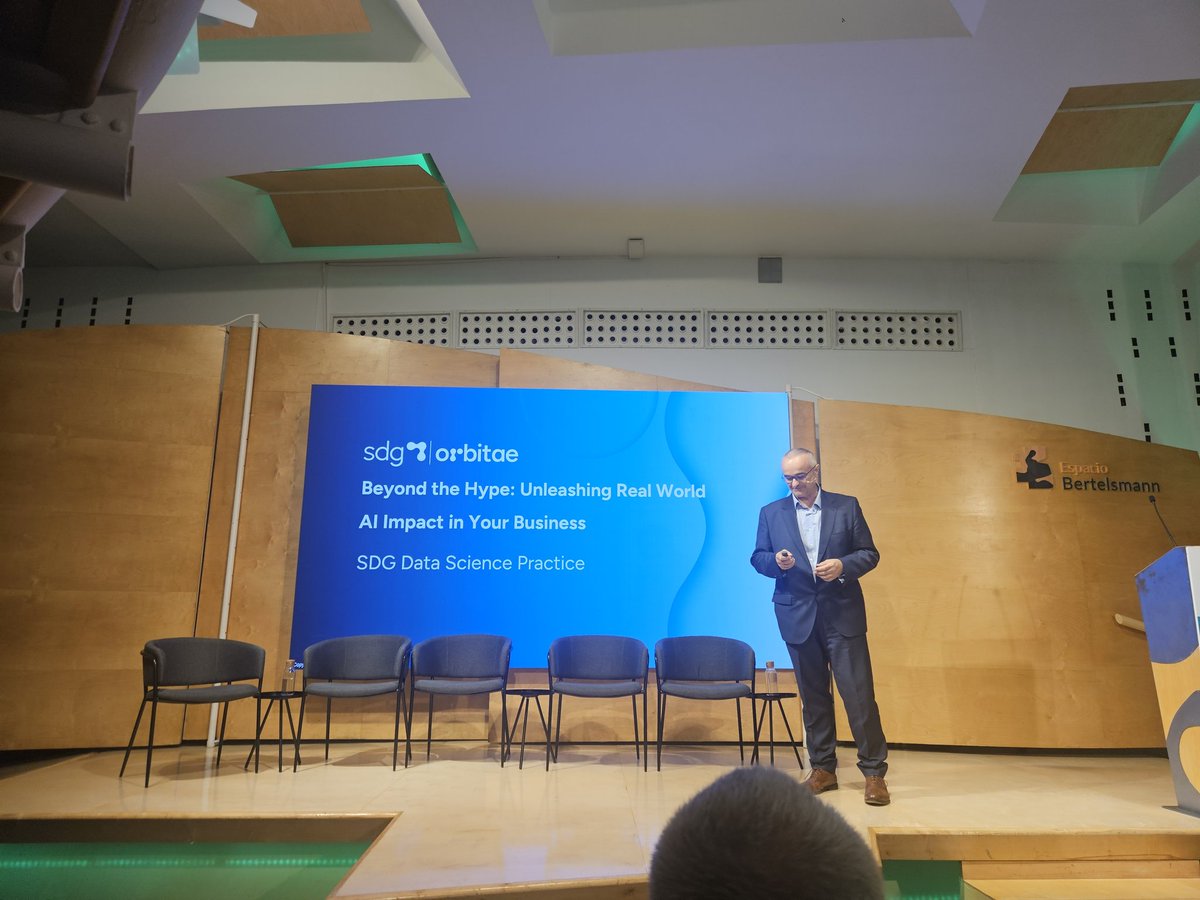 Carlos Ortega explica cómo el retorno de la IA está siendo determinante en las empresas #InnovacionFP <a href="/ActivosEP/">Activos</a>