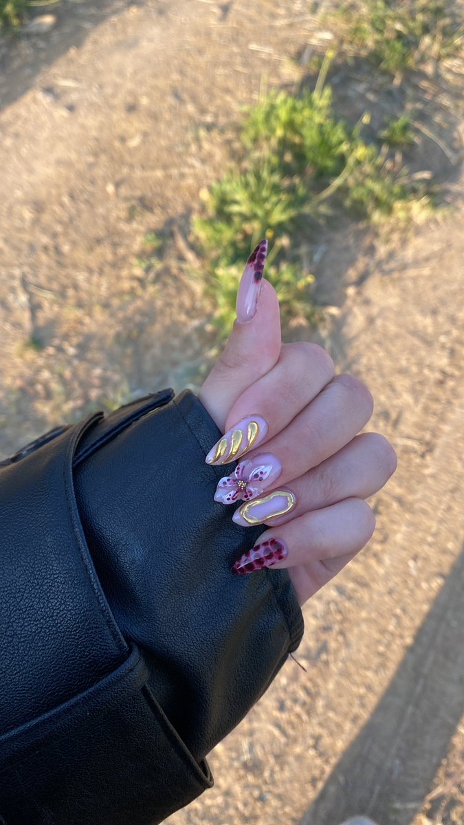 Tırnaklarımın güzelliğii 🌸