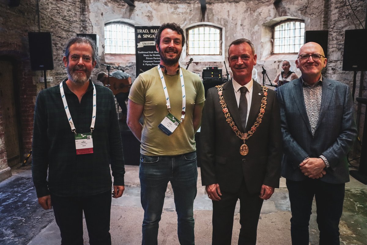 School of Physics UCC (@physicsucc) on Twitter photo Day two (24/06) of #EAS2025Cork <a href="/UCC/">UCC Ireland</a> brought another plenary session, awards ceremony and a Presidents Reception at the <a href="/corkcitygaol/">corkcitygaol</a> with the @LordMayorofCork. Well done to all award winners 👏
<a href="/EAS_meeting/">EAS Annual Meeting</a> <a href="/EAS_astro/">European Astronomical Society</a> <a href="/CorkAstronomy/">Cork Astronomy Club</a> <a href="/SEFSUCC/">SEFS@UCC</a> <a href="/UCCResearch/">UCC Research</a> Day two (24/06) of #EAS2025Cork <a href="/UCC/">UCC Ireland</a> brought another plenary session, awards ceremony and a Presidents Reception at the <a href="/corkcitygaol/">corkcitygaol</a> with the @LordMayorofCork. Well done to all award winners 👏
<a href="/EAS_meeting/">EAS Annual Meeting</a> <a href="/EAS_astro/">European Astronomical Society</a> <a href="/CorkAstronomy/">Cork Astronomy Club</a> <a href="/SEFSUCC/">SEFS@UCC</a> <a href="/UCCResearch/">UCC Research</a>