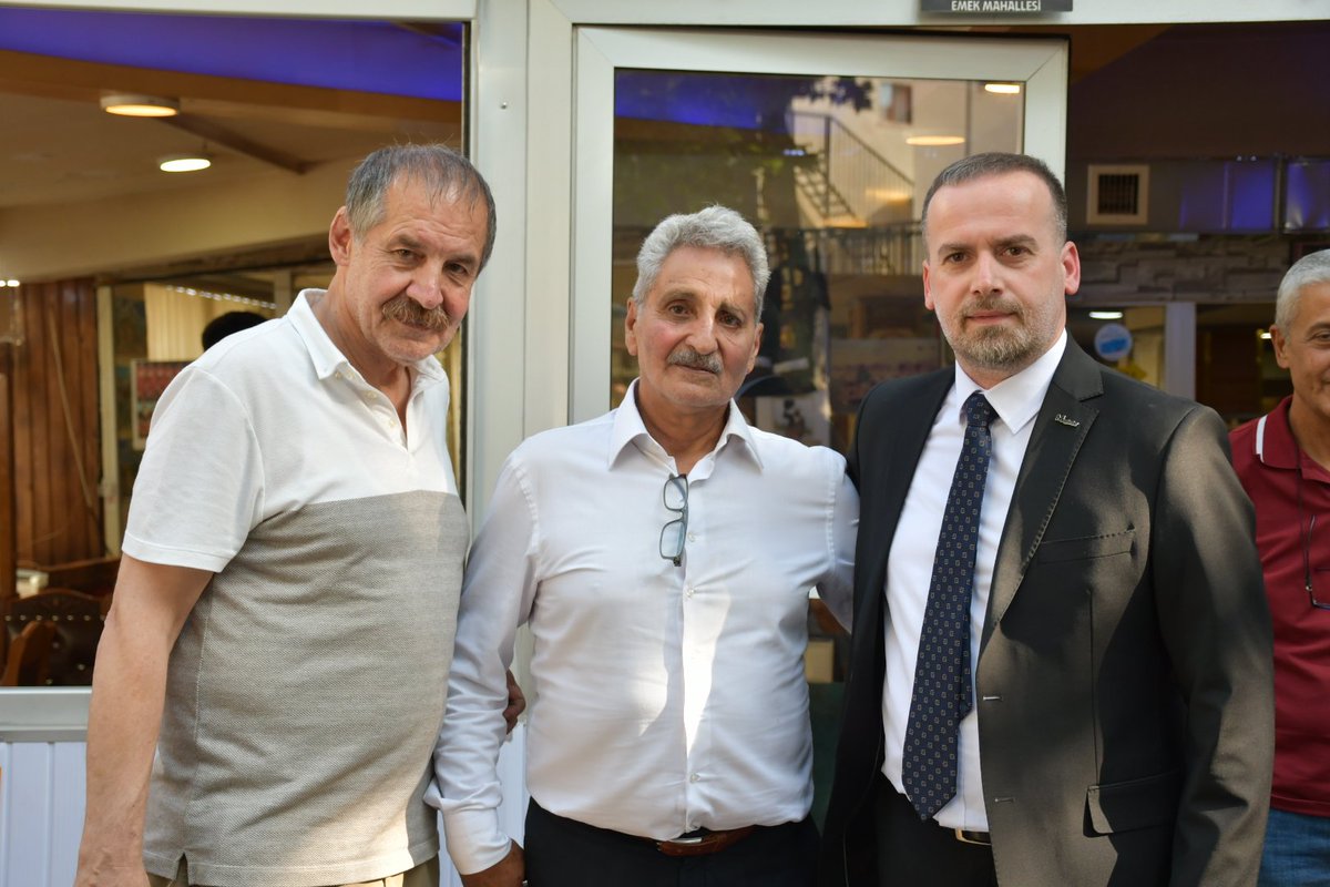 📍ANKARA-MİŞ MİŞ CAFE
Ankara'da bulunan Miş Miş Cafe işletme sahibi Kıymetli Abim Mahmut CÜCEMEN'i iş yerinde ziyaret ettim. 

Nazik misafirperverliği için teşekkür ediyorum.

#Ankara #Malatya #ziyaret #ortaksevdamızmalatya