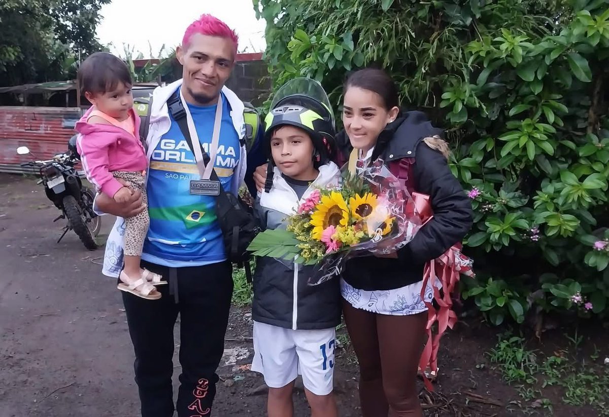 Orgullo de mi país 🇳🇮✨: Ana Cruz y Christopher Reyes, campeones de la AMM son recibidos en sus tierras natales✊🏼