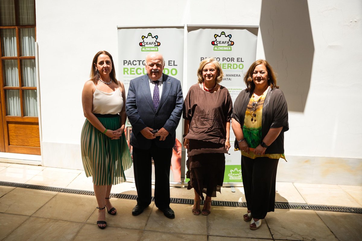 El ‘Pacto por el Recuerdo’ de la <a href="/AlzheimerCeafa/">CEAFA</a> llega al Parlamento de Andalucía en busca de medidas para avanzar en la lucha contra el Alzheimer👇🏻
parlamentodeandalucia.es/webdinamica/po…