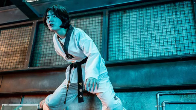 HI-FIVE brilliantly reinvents superhero filmmaking.

Review by <a href="/MFQReviews/">max</a> 

insessionfilm.com/movie-review-h…