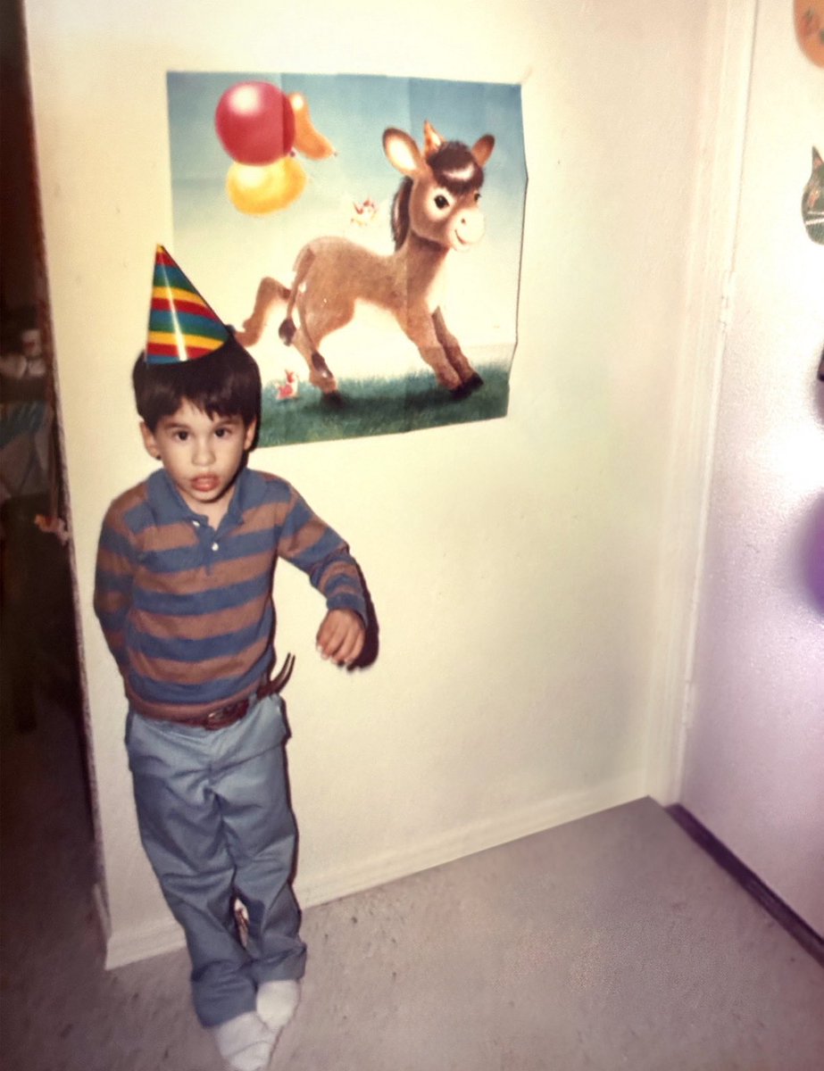 thejoshv's tweet image. Another year on this earth! I’m grateful for the people in my life who inspire me, the progress I’ve made in my life and how far I’ve come.
Just a kid from Louisiana with a big imagination.
Most importantly, I’m grateful to be alive.
#Birthday