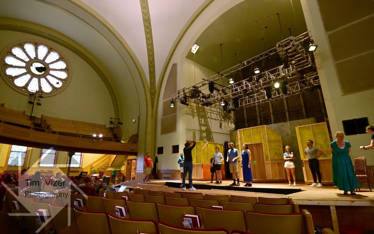 TimVizerPhoto's tweet image. I photographed a play rehearsal of "My Fair Lady" by the Union Avenue Opera at the Union Avenue Christian Church, which had been damaged by the May 16 tornado. Story will be in the STL Post-Dispatch this weekend. timvizerphotography.com stltoday.com @stltoday @UAOpera