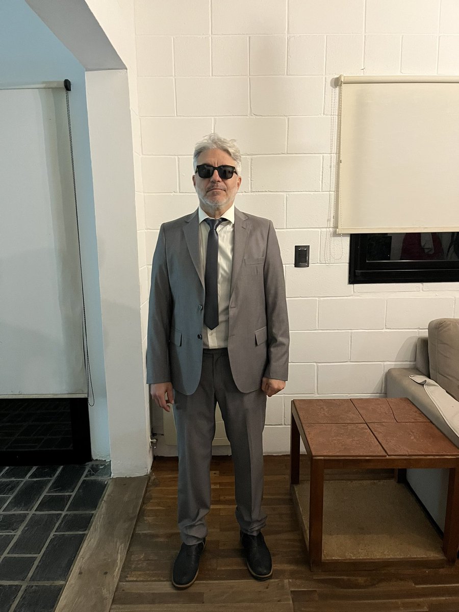 Para quienes estén en Madrid 
Mañana jueves show gratuito y sorpresivo en Casa Brava.

Usaré el piano y la guitarra del lugar y cantaremos.
Están debidamente invitados 
21 hs
Calle de Valverde 44 Madrid. 
<a href="/estelares/">Estelares</a>