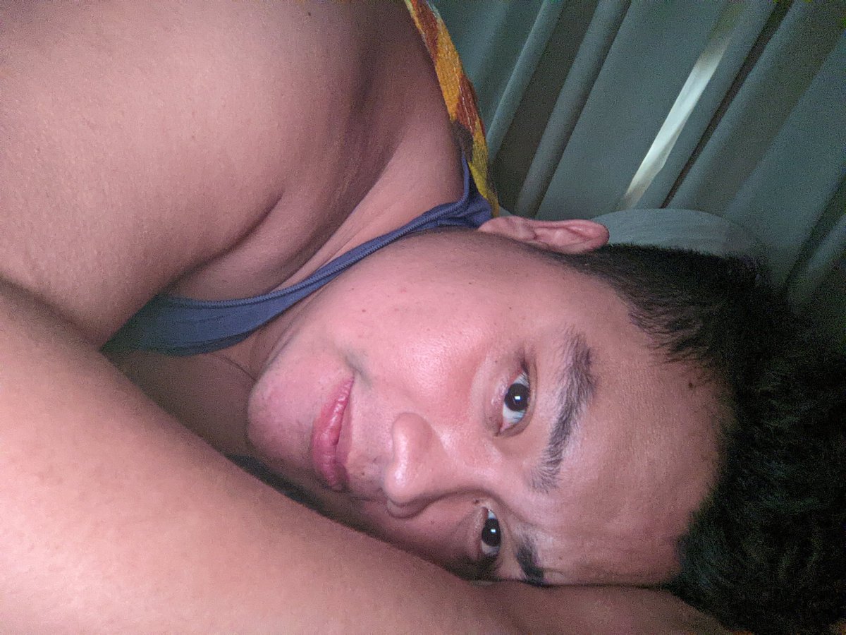 RainnNone's tweet photo. Tara! tabi ka! https://t.co/GOaQ6dLOF3