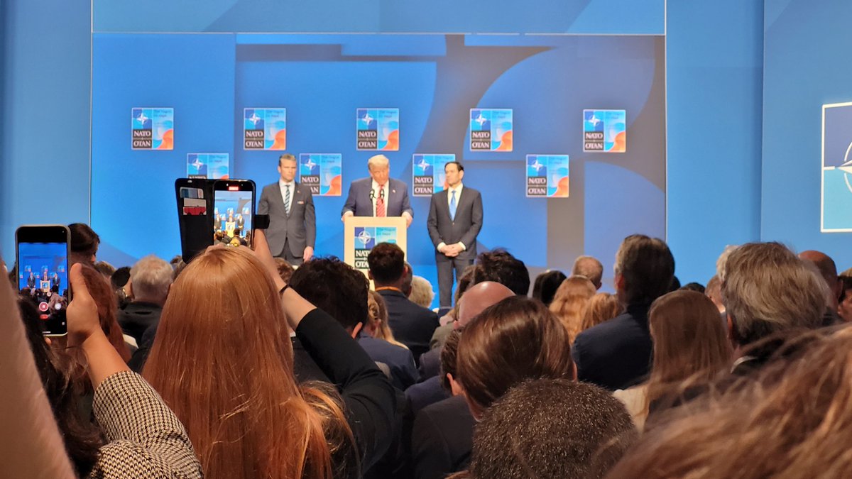 President Trump prijst de 'mooie Nederlandse bomen'. 'Ik wil een aantal mee terugnemen' 

#natosummit2025