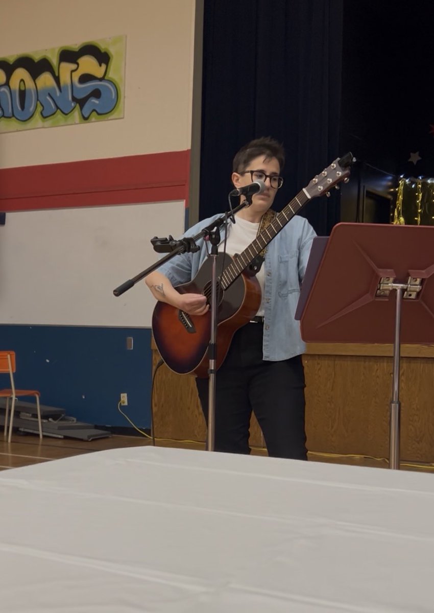 Dreams - The Cranberries (cover) by Rea youtu.be/b9iQGQEoIW4?si… via <a href="/YouTube/">YouTube</a>