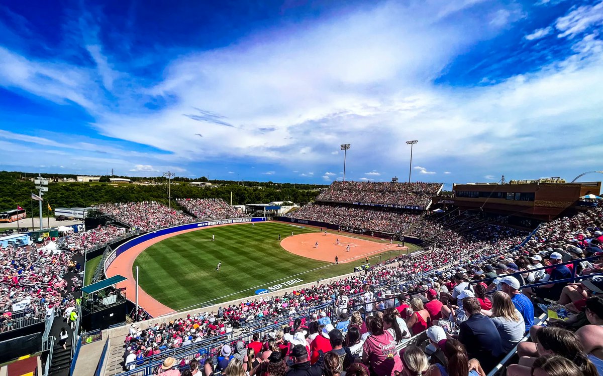 The Women's College World Series averaged more viewers (1.3M) than the Men's College World Series (1.2M).🥎🚀