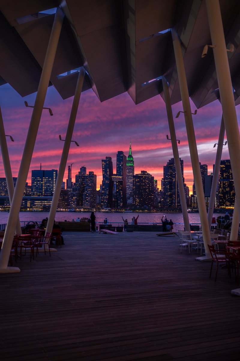 Burner. #empirestatebuilding #heatwave